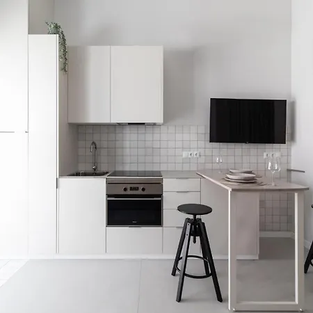 Apartament Malvarrosa Point White Walencja